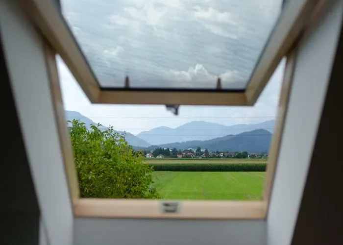 Entire Loft Close To Beautiful Logar Valley Homestay szállás *