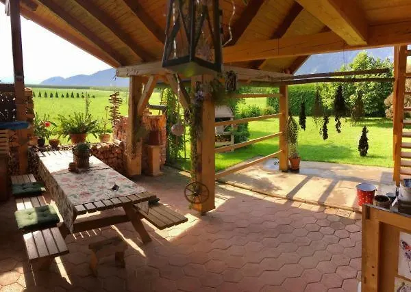 Entire Loft Close To Beautiful Logar Valley Quarto em Acomodações Particulares *