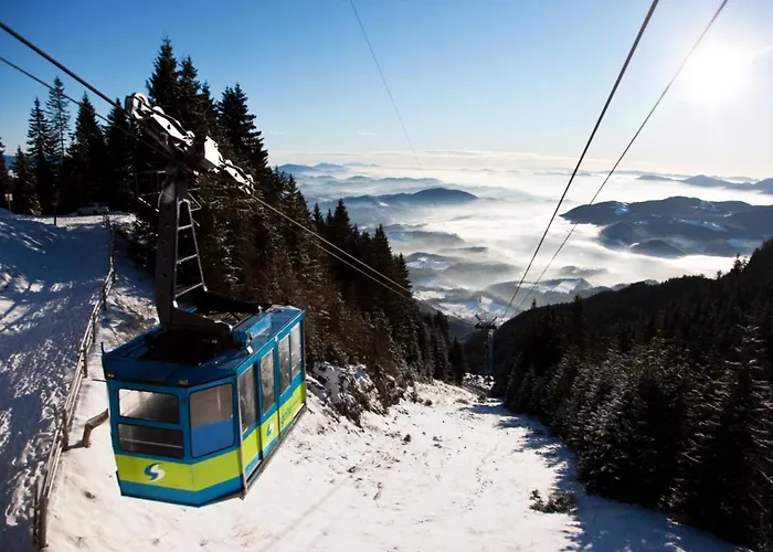 Entire Loft Close To Beautiful Logar Valley Quarto em Acomodações Particulares